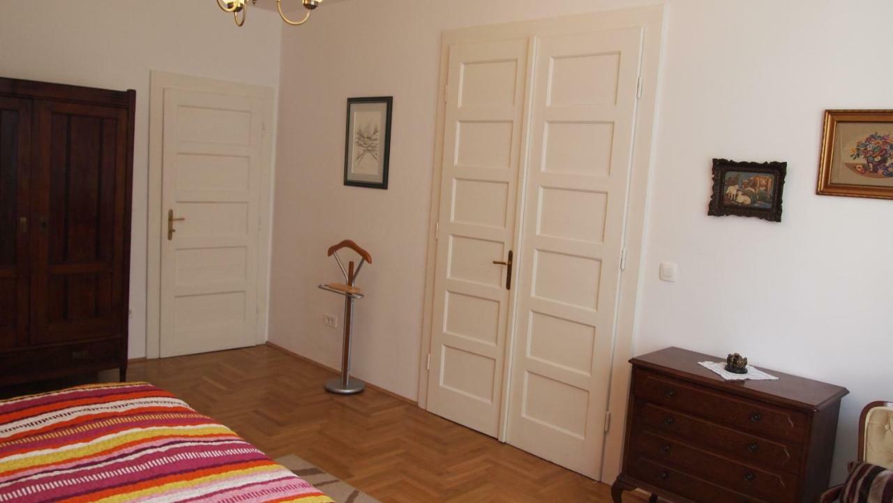 Aha Apartment Zagabria Esterno foto